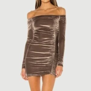Superdown Eden Velvet Off-Shoulder Dress with Ruching NWOT
